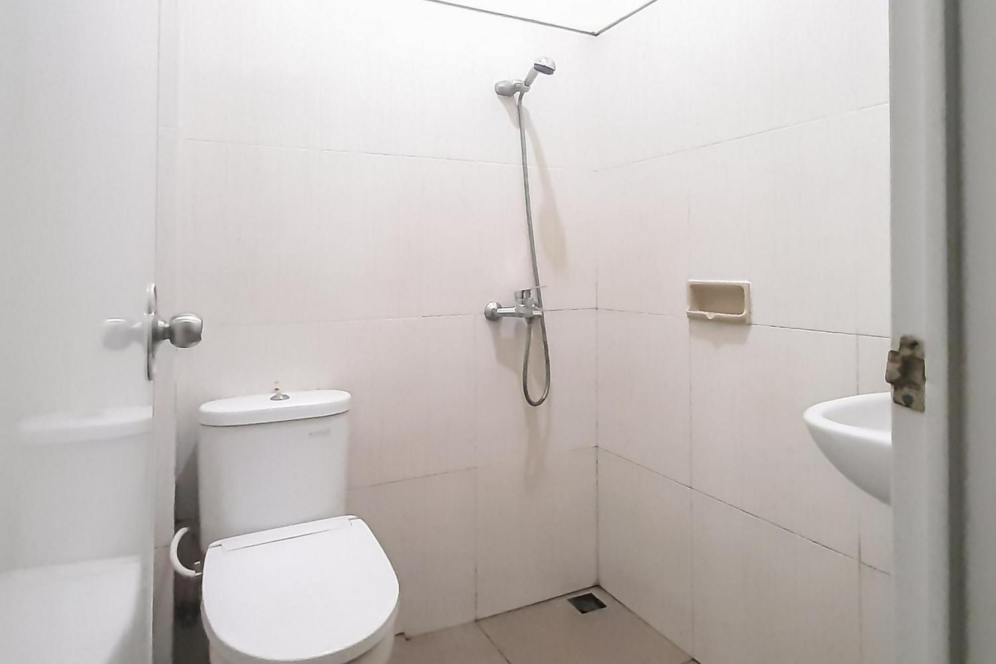 Reddoorz Syariah Near Transmart Mall Palembang Esterno foto