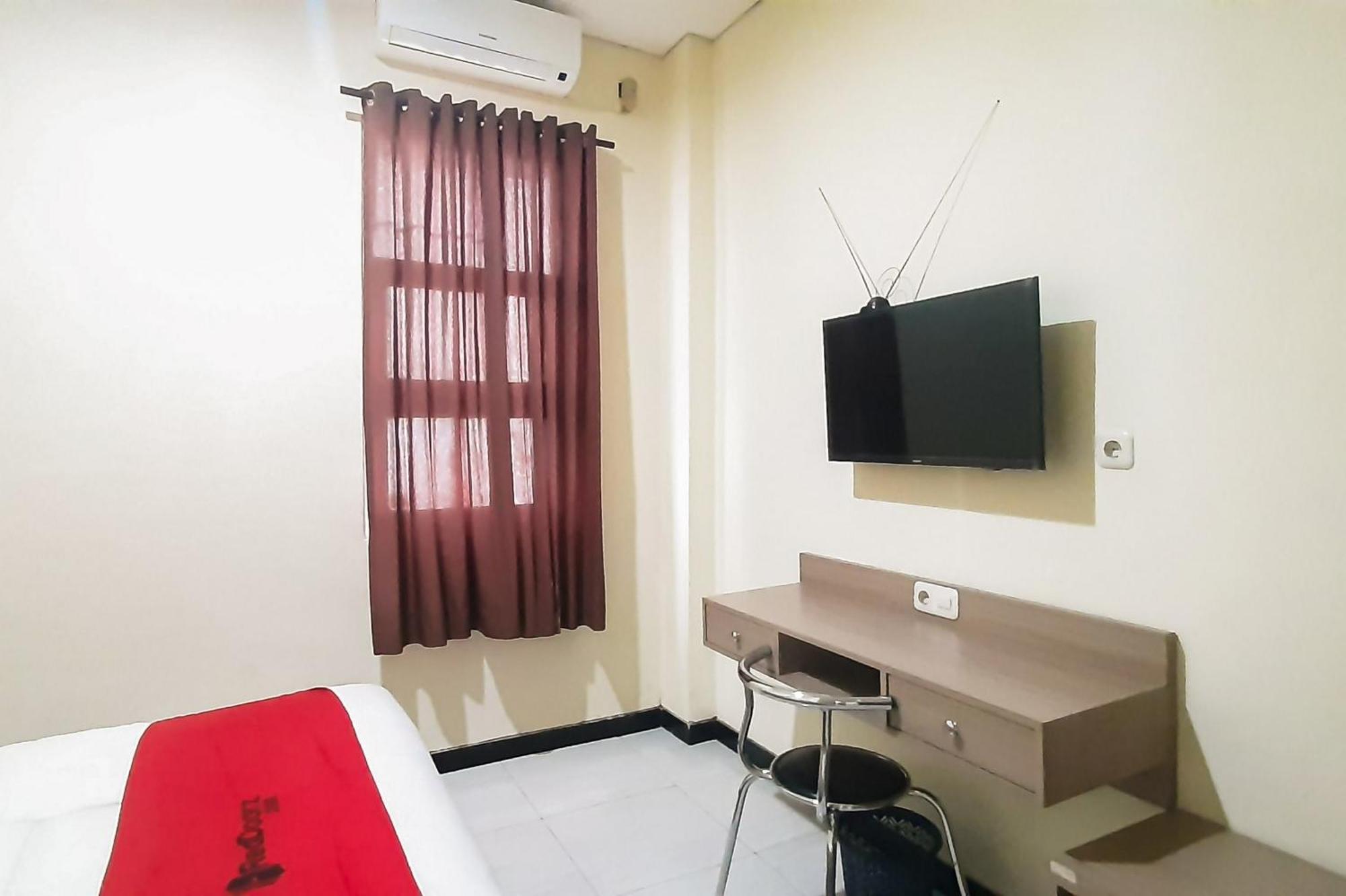 Reddoorz Syariah Near Transmart Mall Palembang Esterno foto
